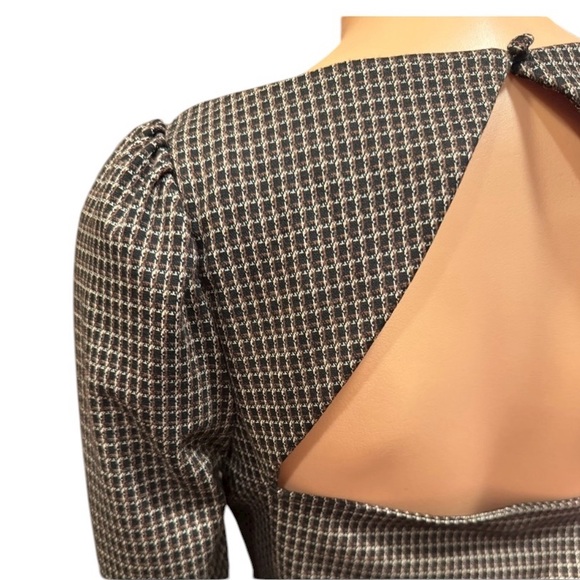 HOUSE OF HARLOW Sexy Back Cut Out Long Sleeve Crop Top NWT Medium - Picture 8 of 16